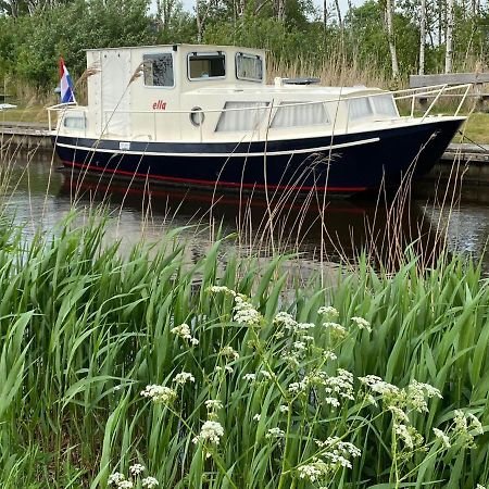 Boat Ella - Kamperen Op Het Water -Niet Om Mee Te Varen -Read Host Profile-Lees Hostprofiel Jutrijp Extérieur photo